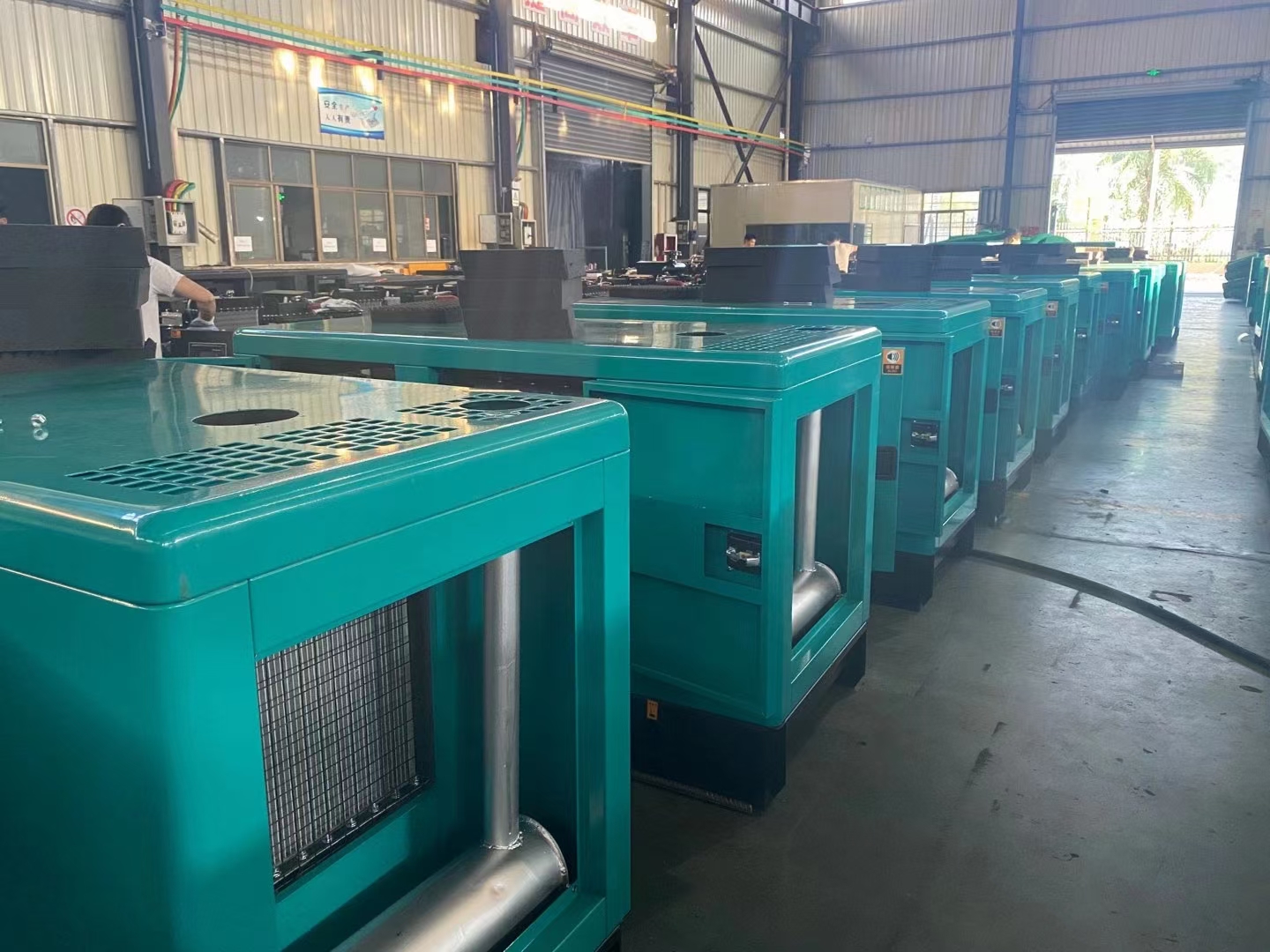 Product Line Review: 30kw Diesel Generators for Diverse Industrial Demands