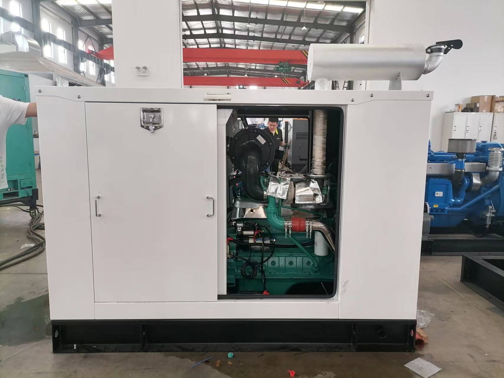 Advantages of Using Cummins Silent Diesel Generators in Marine Applications