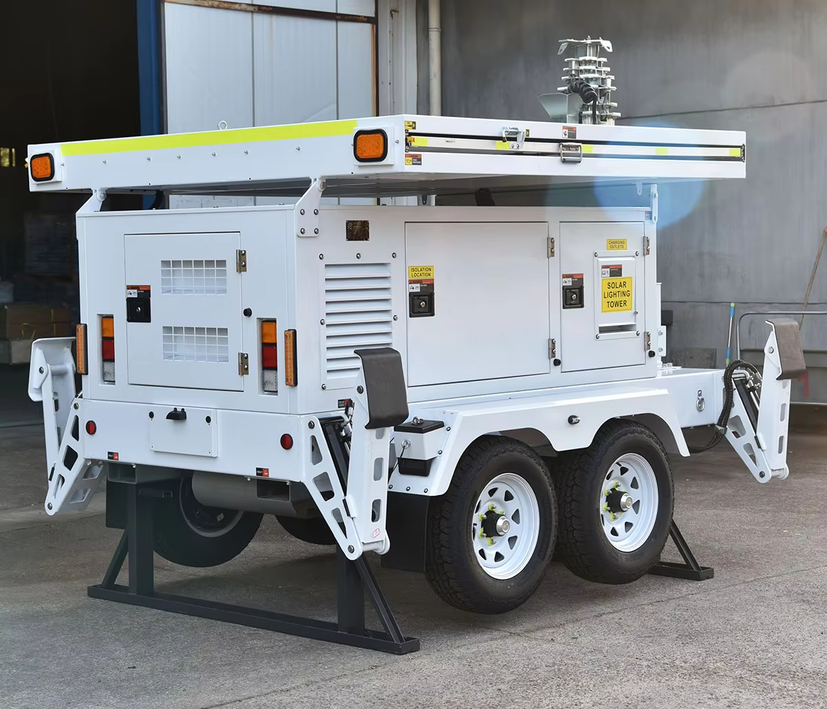 Portable Light Towers For Industrial Sites Requiring Mobile Lighting And Generator Supported Operation